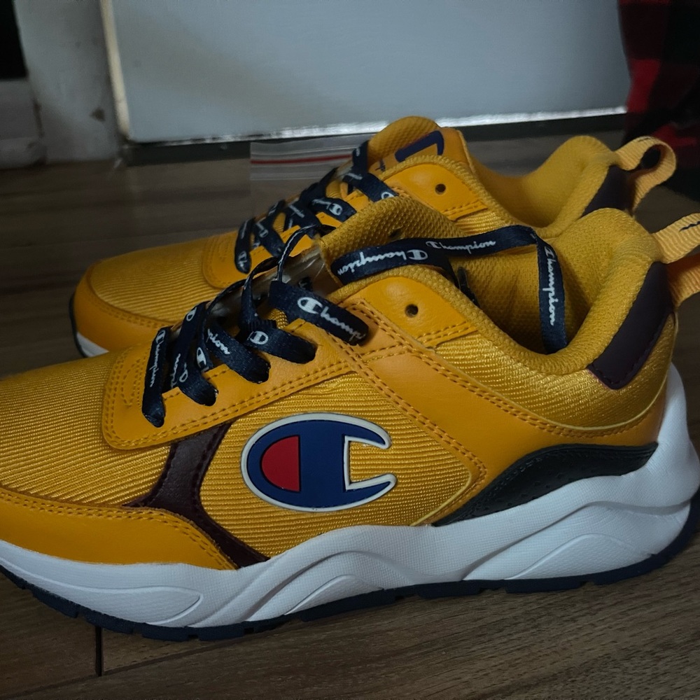 size 4Y champion yellow n brown sneakers